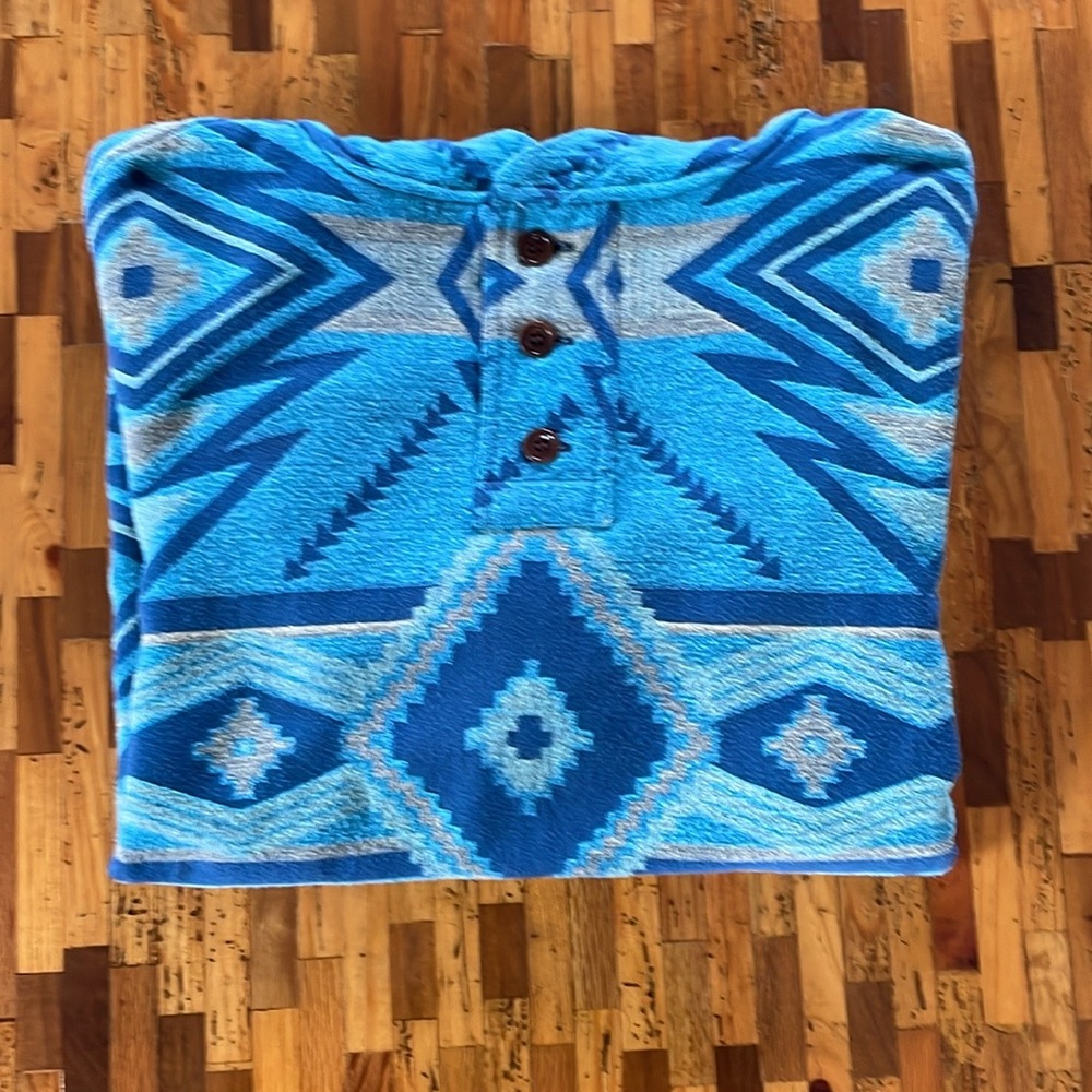 Faherty Poncho - Picture 4 of 14